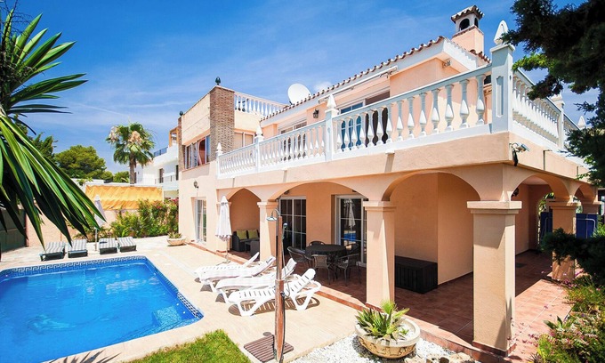 Urbanizacion Costabella Villa | BEAUTIFUL VILLA WITH PRIVATE POOL, GARDEN NEAR THE BEACH, HEATED POOL