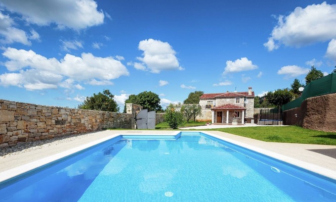 Mofardini Cottage | Beautiful villa with private pool in a quiet place in the heart of Istria