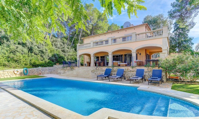 Mal Pas-Bon Aire Villa | Beautiful Villa With Private Pool And Gardens With Sea Views