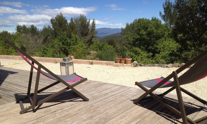 Rognes House | Beautiful villa with stunning views over the Luberon,