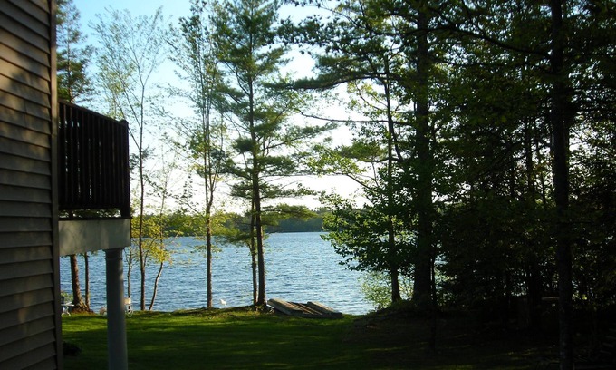 Nobleboro House | Beautiful waterfront home.