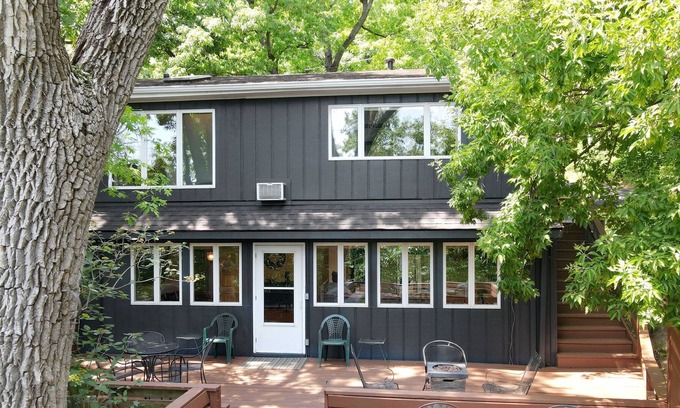 Edgerton House | Beautiful Waterfront Wooded 6 Bedroom Home ~ On the Rock River/ Lake Koshkonong
