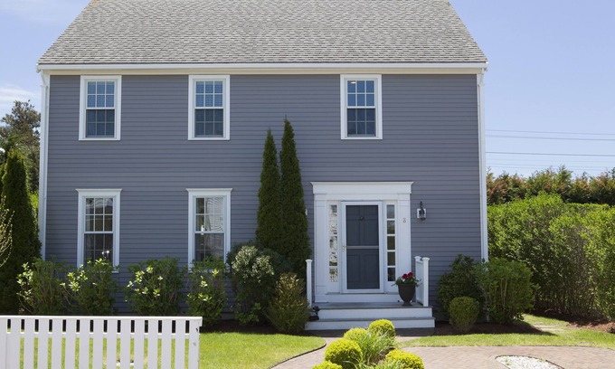 Naushop House | Beautifully furnished & impeccably maintained 5 bed, 3 1/2 bath Nantucket home