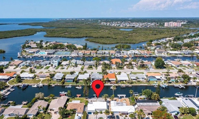 Flor-a-mar House | Beautifully remodeled in 2025. Gulf access.