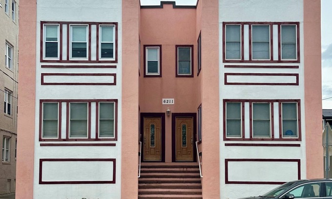 Ventnor City Apartment | Beautifully renovated condo 2 BR/2BA - 2 blocks from beach!