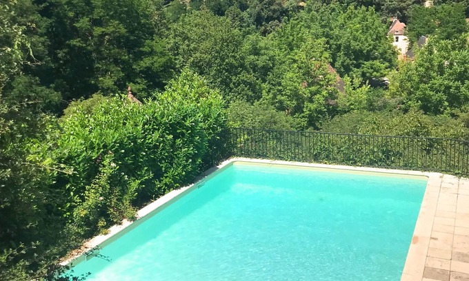 Grolejac House | BEAUTIFULLY RESTORED 8 BEDROOM PROPERTY SET IN THE HEART OF THE PERIGORD NOIR