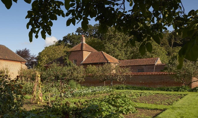 Wolterton Cottage | Beautifully restored throughout, this cottage provides a luxury holiday retreat.