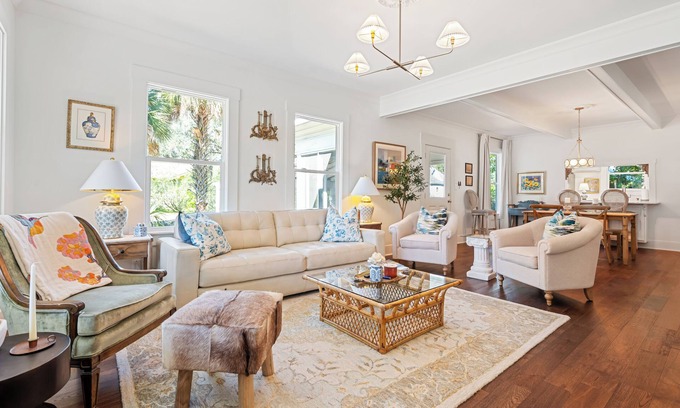 Brunswick Cottage | Beautifully restored cottage downtown Historic Brunswick close to golf + beaches