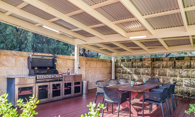 Guilderton House | Beauty And the Beach - Coastal Comfort at its best.