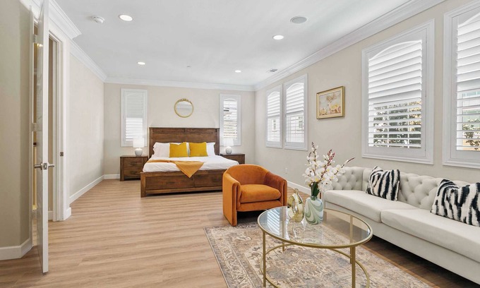 Eastvale House | Beauty on Irisbend #40848