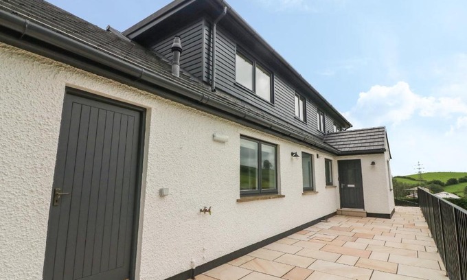 Kendal House | Beck View