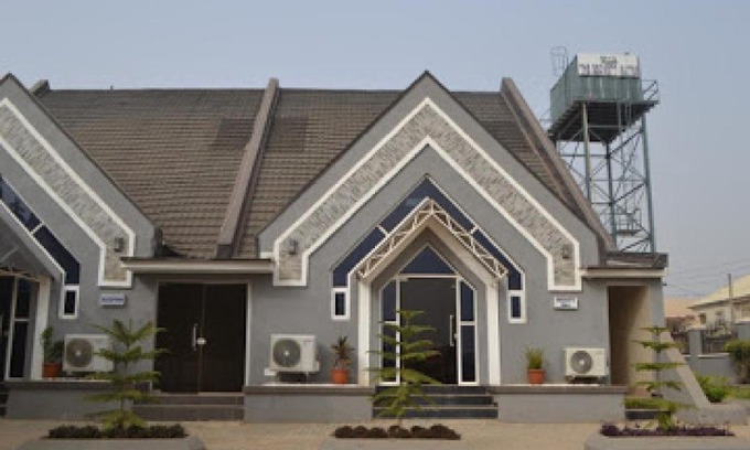 Abuja Cabin | Beckett Suites-standard