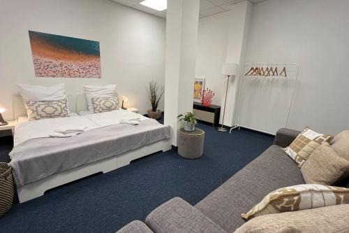 Echarding Apartment | BeckHomes- new, unique apartment for 16 people