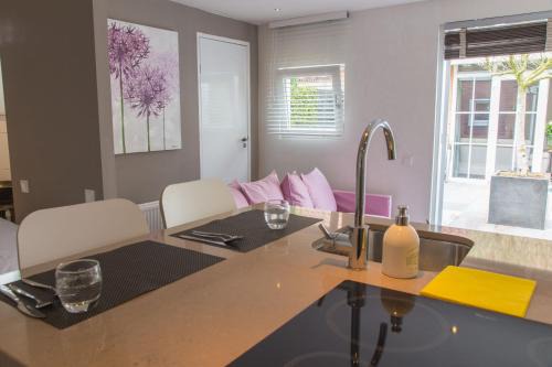 Diemen Bed & Breakfast | Bed & Bike Studio Amsterdam