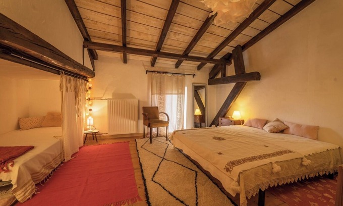 Ingenheim Bed & Breakfast | Bed & Breakfast Beaumarchais/Carmen from 2 to 5 people