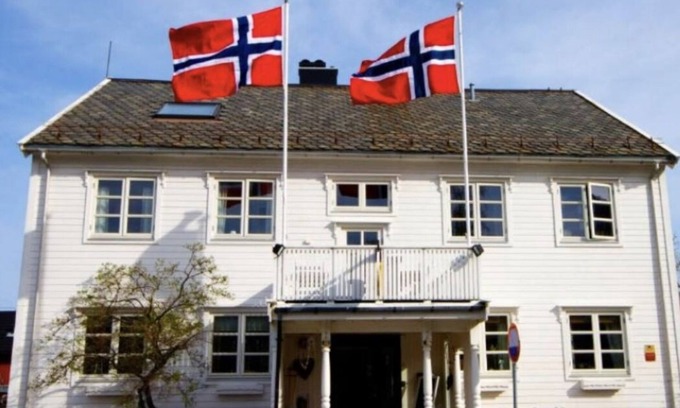 Bodo Bed & Breakfast | Bed & breakfast with WiFi in charming Bodø
