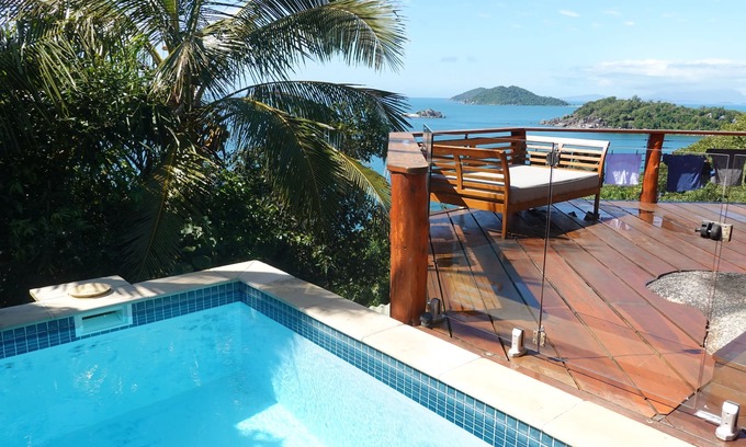 Bedarra Island House | Bedarra Island : "Barefoot On Bedarra "Luxury Villa, private Magnesium Pooln