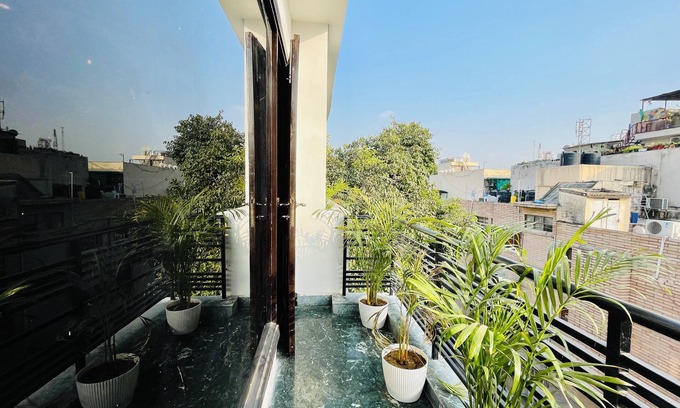 South Extension Apartment | BedChambers Serviced Apartments South