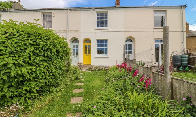 Bridport House | Bedford Terrace
