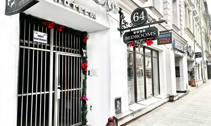 Srodmiescie Hotel | BedRooms Piotrkowska 64
