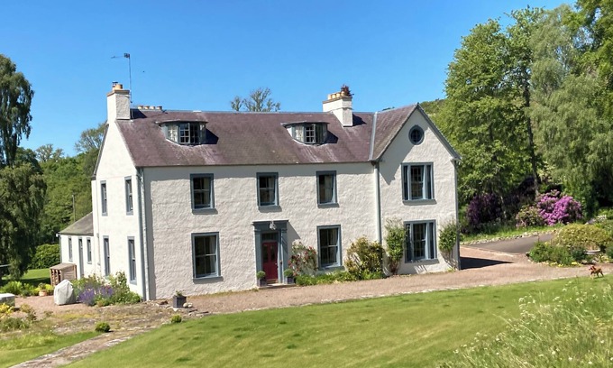 Hawick Bed & Breakfast | Bedrule Old Manse B&B