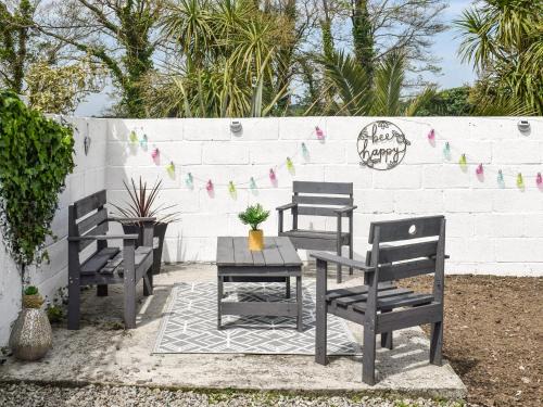 Saint Erth Praze House | Bee Cottage