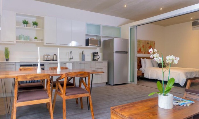 Santa Ana Apartment | BEE Suites Santa Ana