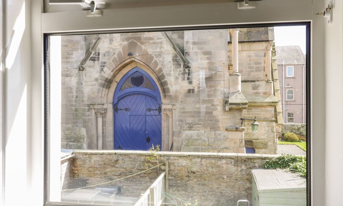 Kelso Cottage | BEECH TENT LANE COTTAGE, pet friendly in Kelso