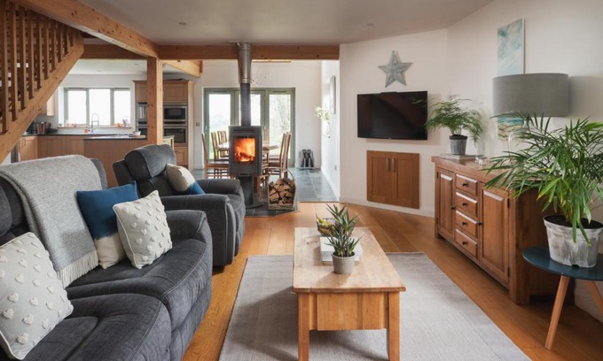 St. Martin House | Beech Tree House