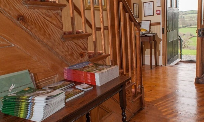 Milton Abbot Bed & Breakfast | Beera Farmhouse