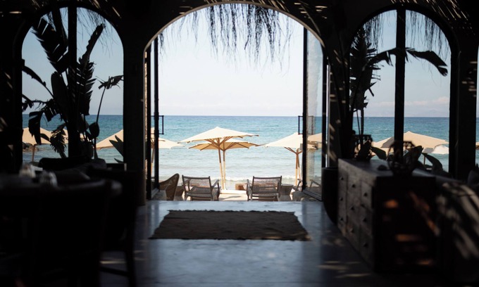 Cesme Hotel | @Before Sunset