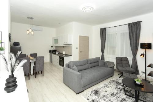Pecs Apartment | Behome Apartment