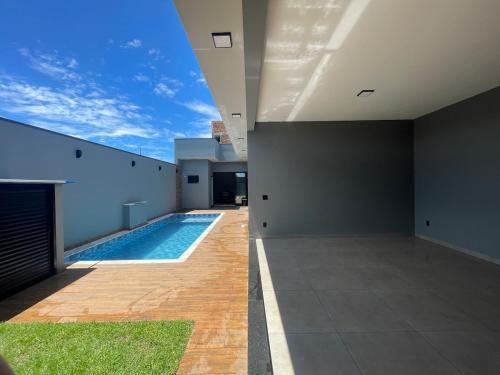 Pirassununga House | Belíssima Casa de Piscina