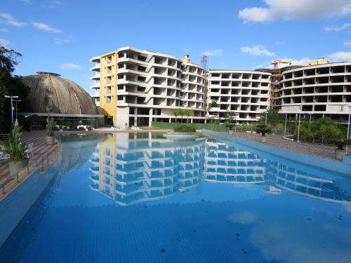 Aguas Mornas House | Belíssimo resort com águas termais