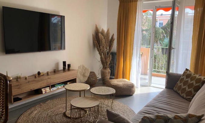 Sanary-sur-Mer Apartment | Bel appartement classé 3* proche port et plage