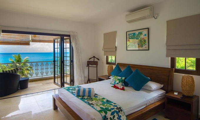 Mare Anglaise House | Bel Horizon Residence Seychelles, swimming pool, free wifi, semi-detached villa