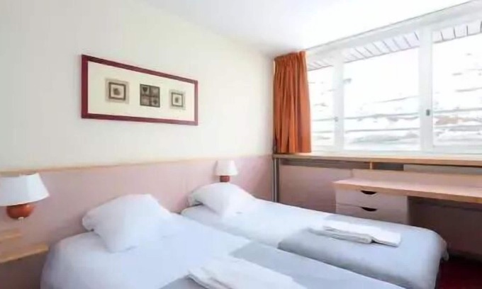 Les Menuires Apartment | Belambra Clubs Les Menuires - Snow And Heaven - Half board - 2 Rooms Essential 2 Adults and 3 Children with View Impregnable Mountain