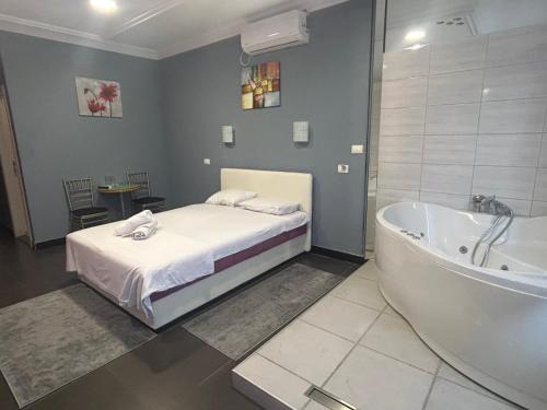 Novi Beograd Apartment | Bela Ruza