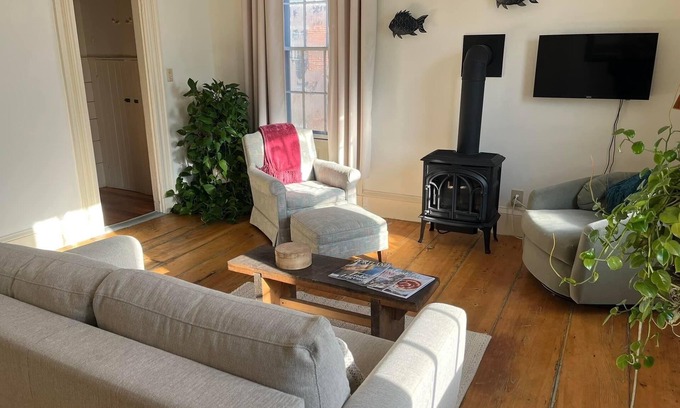 Belfast Apartment | Belfast Beauty - Downtown Belfast