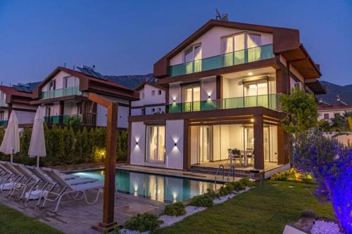 Hisaronu Villa | Bella- 4 Bedroom Holiday Villa in Oludeniz