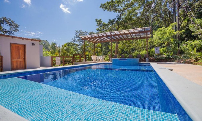 Roatan Apartment | Bella Caribbean condo