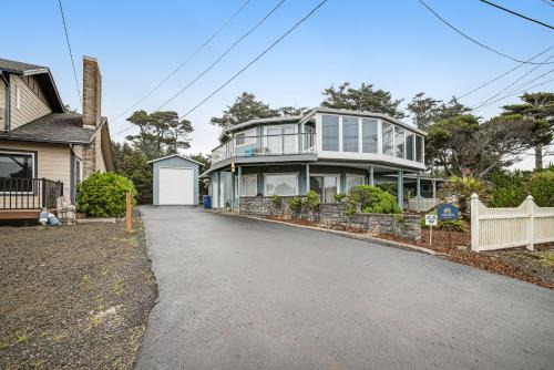 Gleneden Beach House | Bella Luna