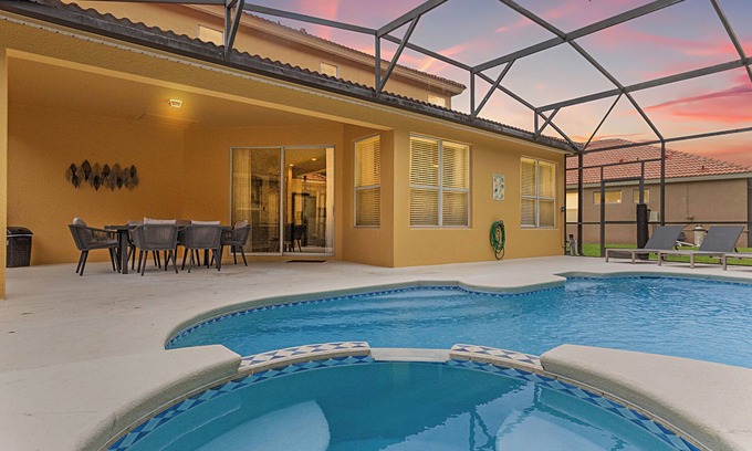 Bellavida Resort | BELLA VIDA RESORT - 4 BEDROOMS - 10 GUESTS- CLOSE TO DISNEY - 5 MINUTES FROM WALMART
