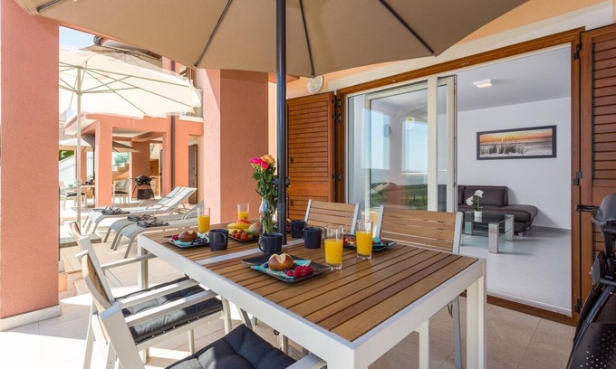 Segotici Apartment | Bella Vista Apartments/Ap 5