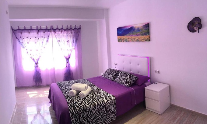 Montolivet Apartment | Bella Vista