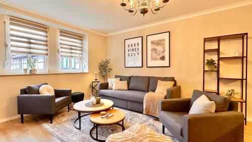 Ruckingen Apartment | Bellahomes Apartments Klima private Parking Coffeestation Netflix Airport Frankfurt 30 Min