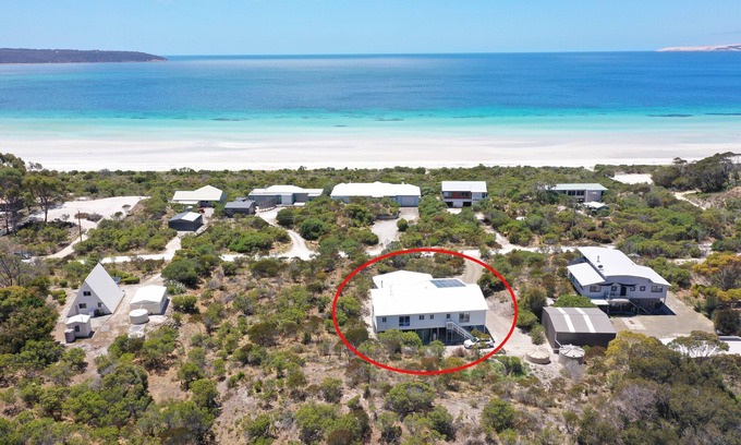 Island Beach House | Belle Beach House - Island Beach - Swim Spa