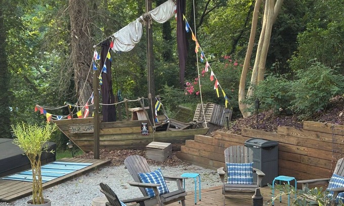 Gainesville House | Belle Haven Cottage at Lake Lanier