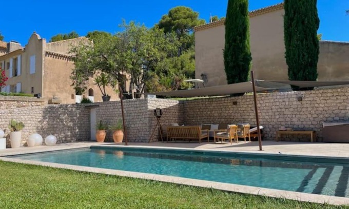Grand Sud Villa | Belle maison campagne Aixoise