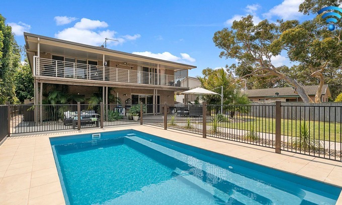 Callala Bay House | Belle View – Pay 2 Stay 3